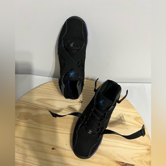 J O R D A N - Picture 12 of 15